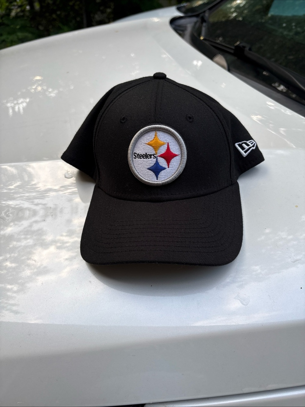 New Era Black Pittsburgh Steelers Embroidered Cap flex fit small/medium